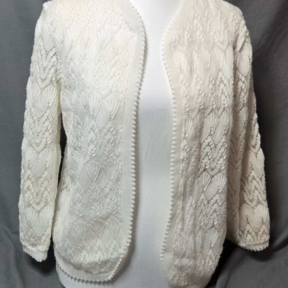 Vintage White Vienna Lace Cardigan Sweater – Fits Like Small